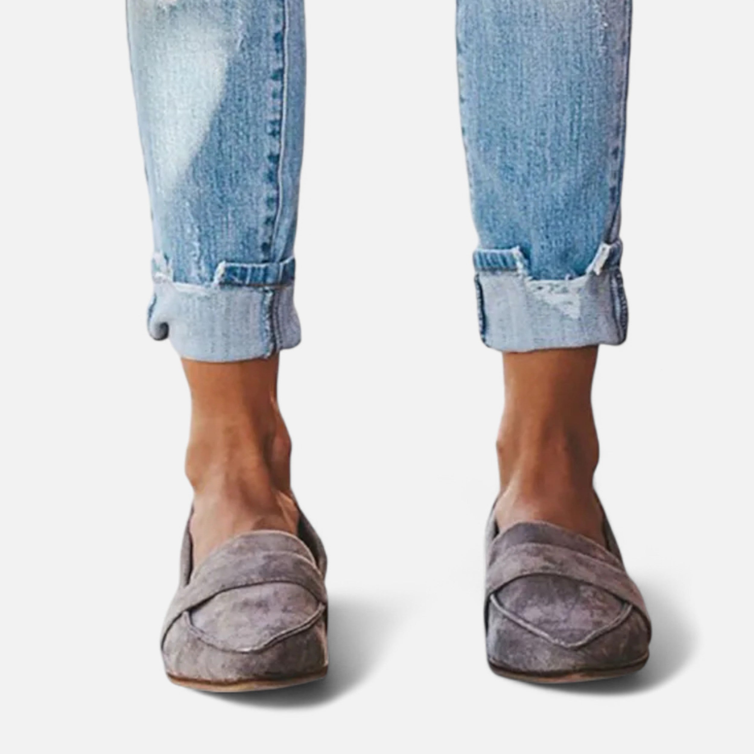 Women’s Retro Pointed Loafers